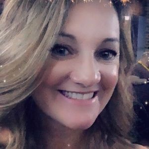 Meet your Posher, Paula